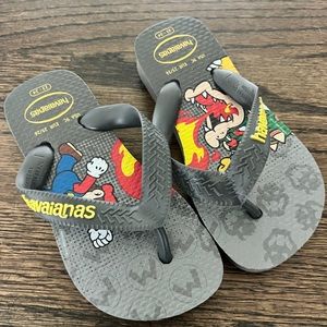NWOT Havaianas Mario flip flops 9c